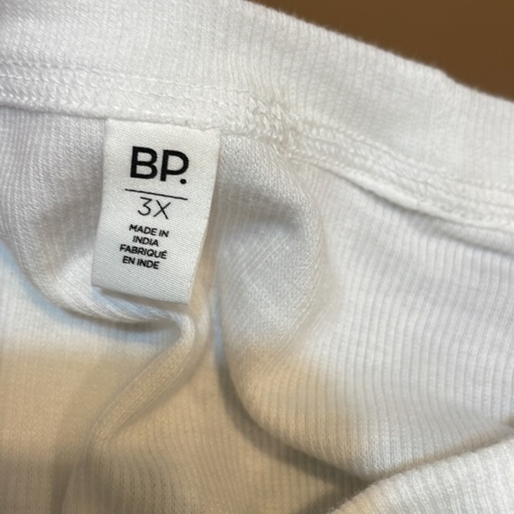 BP Crop Top - Picture 4 of 6